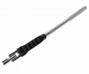 Приспособление для установки вентиля в бескамерных шинах