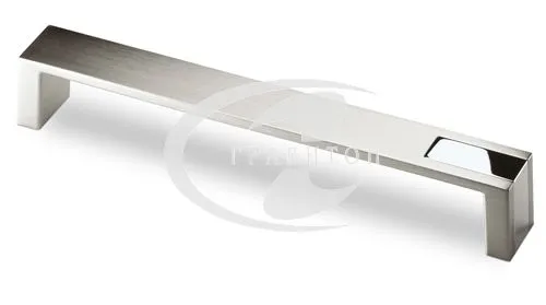 Ручка Intra, межосевое расстояние 192 мм, под нержавеющую сталь/глянцевый хром