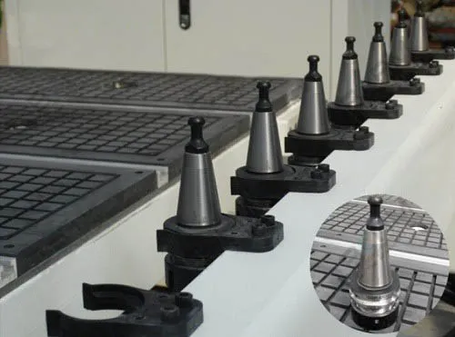 ЛИТЕЙНЫЙ МАГАЗИН АВТОМАТИЧЕСКОЙ СМЕНЫ ИНСТРУМЕНТА НА 12 ПОЗИЦИЙ.jpg