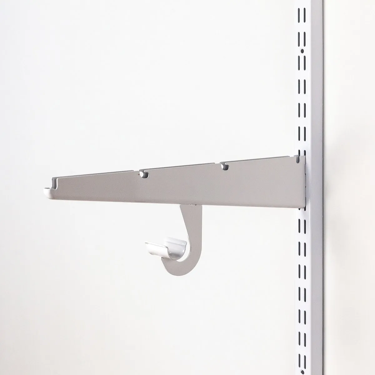 Крючок для штанги 25 мм, серый