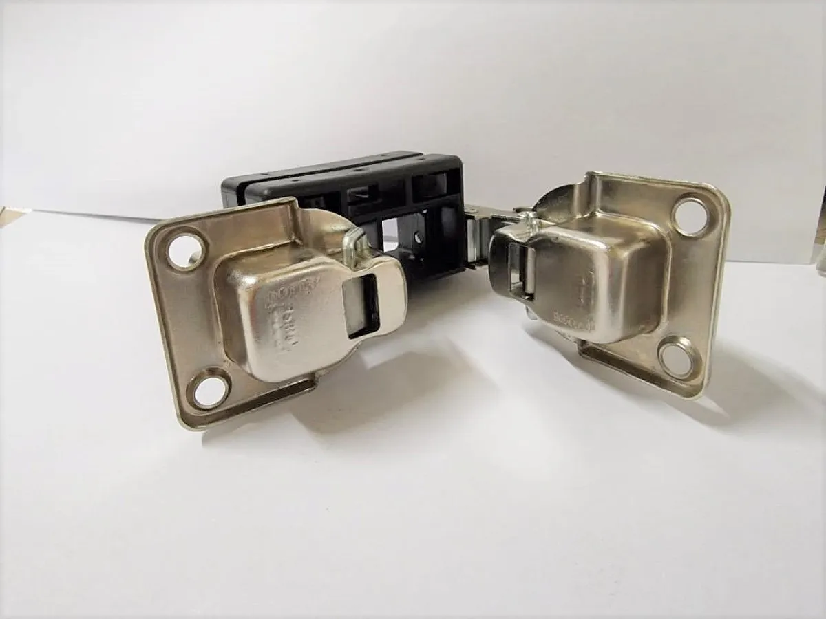 Wing Line 26, направляющий элемент, средний